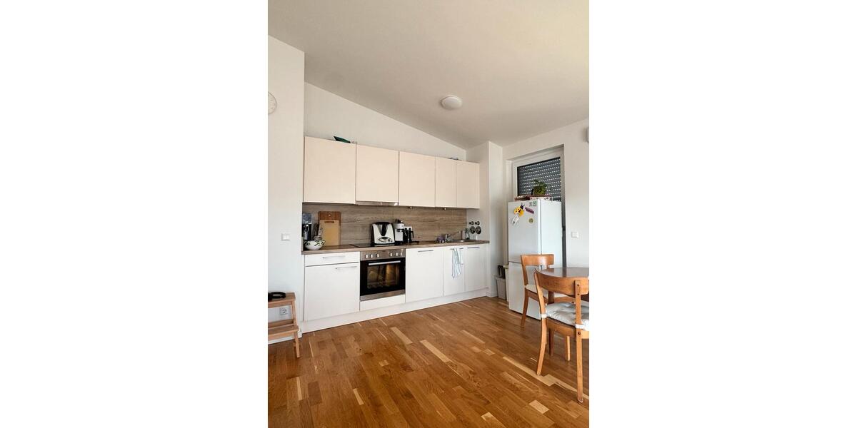 Etagenwohnung Offenburg - 2 Zimmer, 65 m&sup2;, 1.100&euro; | Angebot:25256444