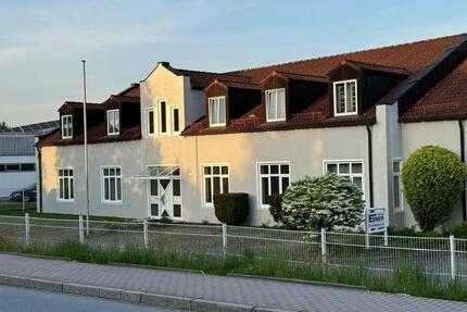 Schöne, moderne 2-Zi.mansarrdenwhg., 88 qm in Schöllnach 2 zimmer