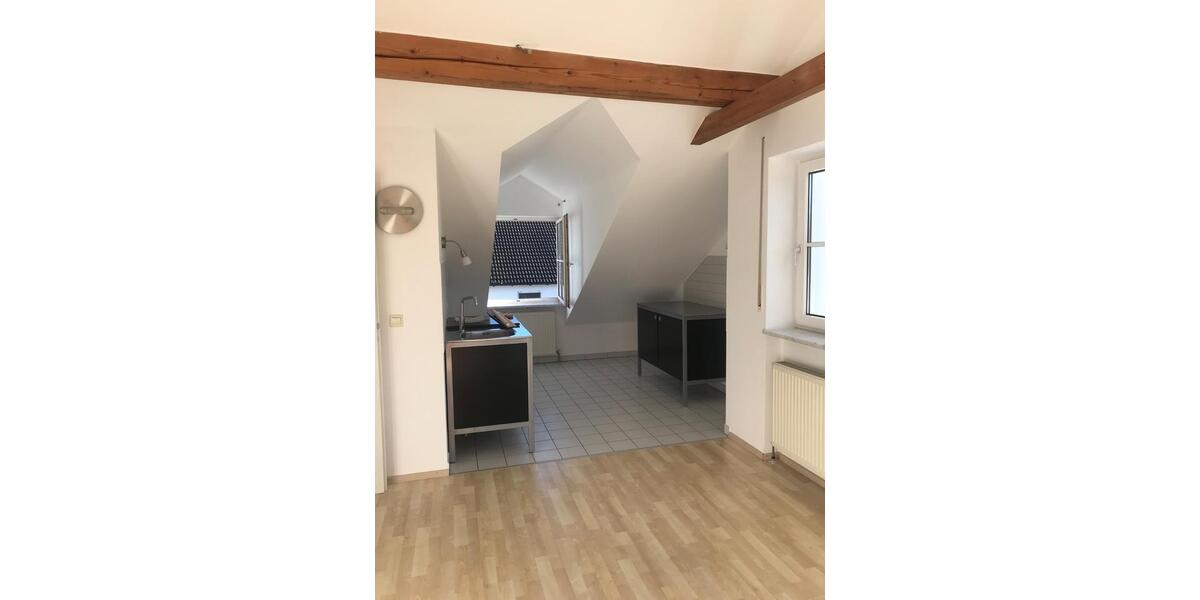 Dachgeschoßwohnung Beilngries - 2 Zimmer, 60 m&sup2;, 570&euro; | Angebot:25920558