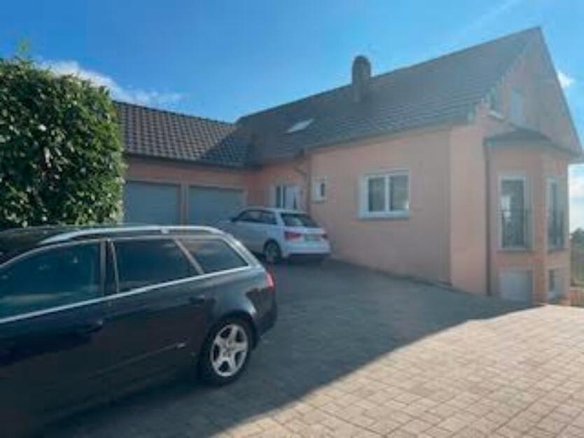 Vermiete schöne Wohnung in Oeting-Forbach zimmer