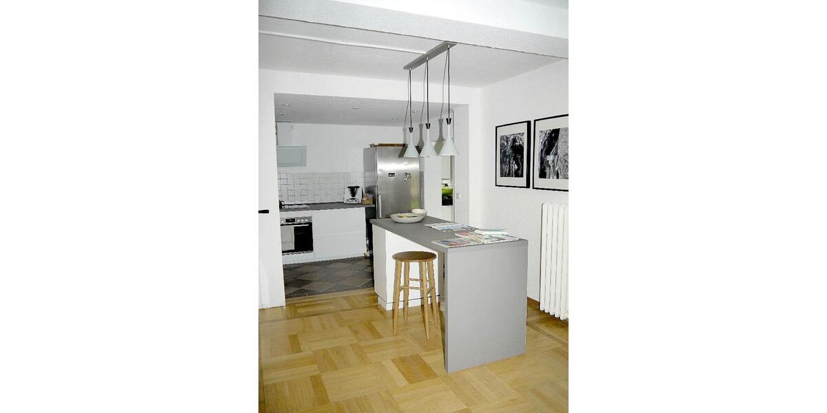 Einfamilienhaus Duisburg Huckingen - 8 Zimmer, 180 m&sup2;, 2.900&euro; | Angebot:23551802