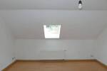 Gemütliche 3-Zimmer DachWohnung mit Laminat und Bad mit Dusche * handwerlich begabte Mieter gesucht