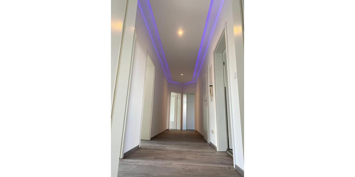 Etagenwohnung Döbeln - 4 Zimmer, 94 m&sup2;, 698&euro; | Angebot:26088807