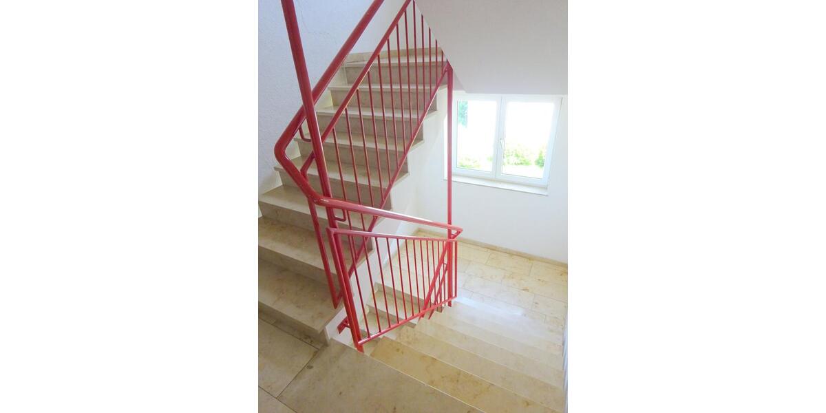 Etagenwohnung Neustadt bei Coburg - 78 Zimmer, 580 m&sup2;, 580&euro; | Angebot:26246920