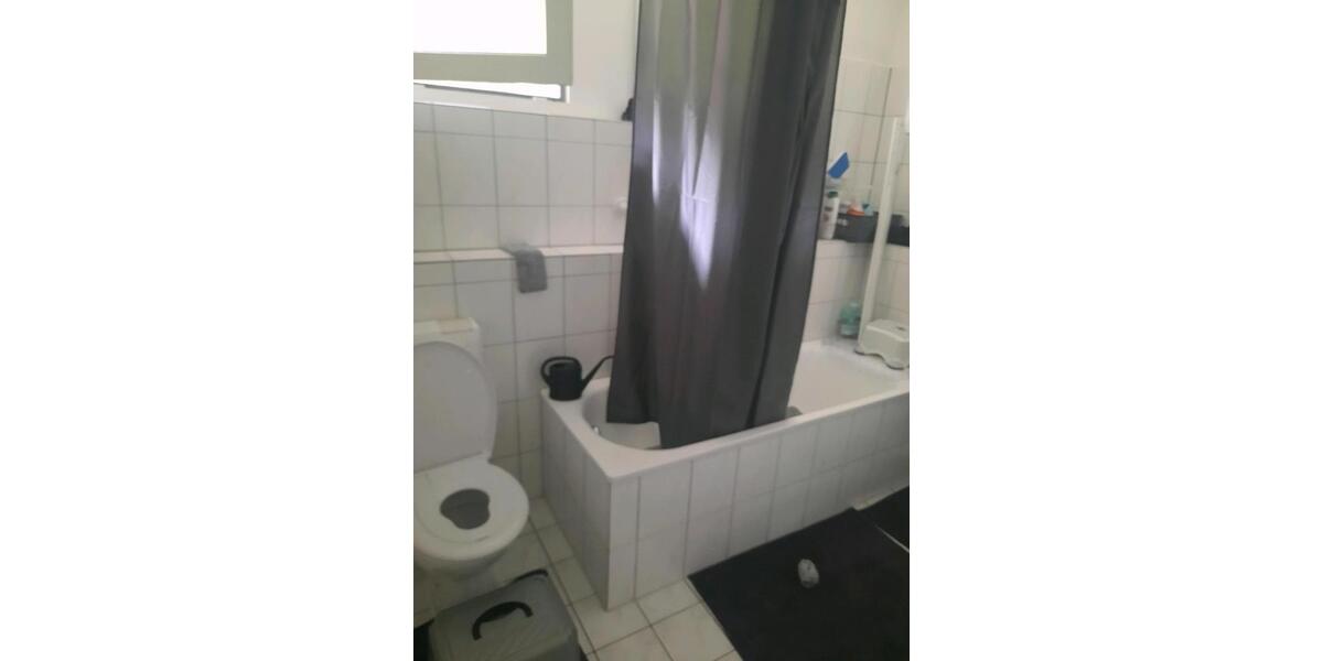 Etagenwohnung Saarbrücken Malstatt - 5 Zimmer, 120 m&sup2;, 1.250&euro; | Angebot:24719697