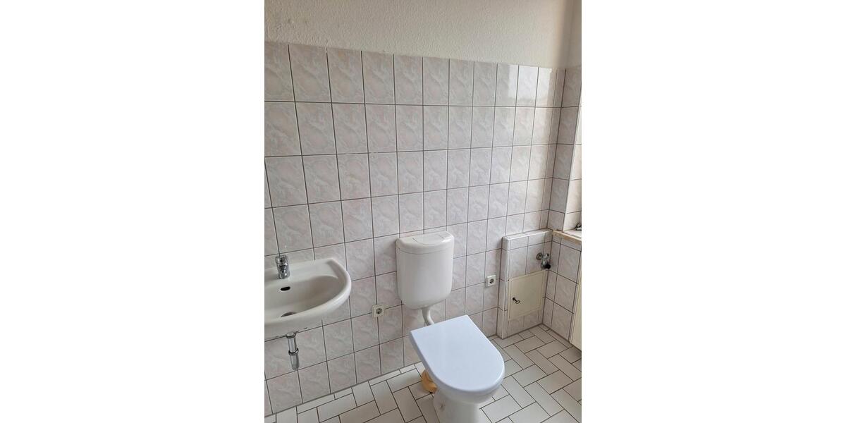 Etagenwohnung Bernburg (Saale) - 2 Zimmer, 45 m&sup2;, 290&euro; | Angebot:26232722