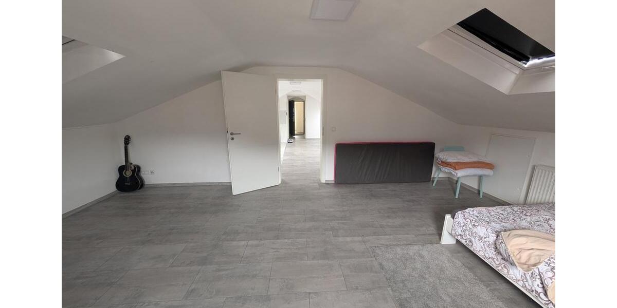 Dachgeschoßwohnung Geislingen an der Steige - 2.5 Zimmer, 60 m&sup2;, 700&euro; | Angebot:24864965