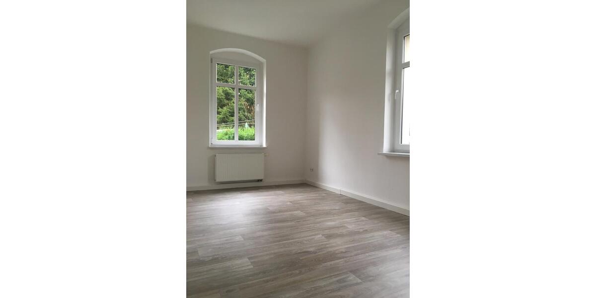 Dachgeschoßwohnung Amtsberg - 3 Zimmer, 70 m&sup2;, 470&euro; | Angebot:21662753