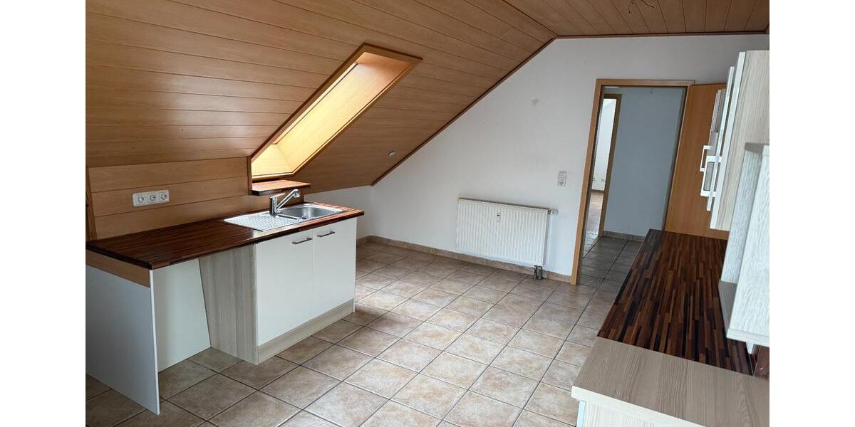 Etagenwohnung Haßfurt - 3 Zimmer, 96 m&sup2;, 780&euro; | Angebot:26481253