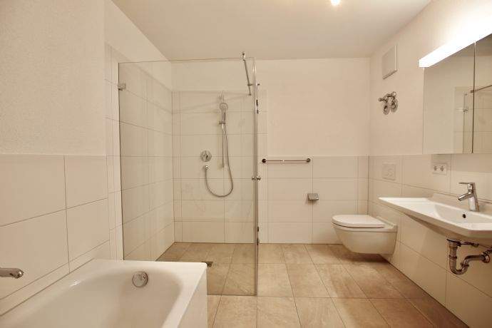 Etagenwohnung Lauchringen Unterlauchringen - 3 Zimmer, 99 m&sup2;, 1.275&euro; | Angebot:26191069