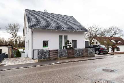 Haus zum Mieten in Nassenfels 1.620 € 155 m²