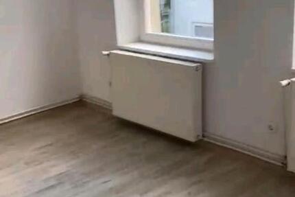 Wohnung Gnoien - 2 Zimmer, 51 m&sup2;, 400&euro; | Angebot:27662699