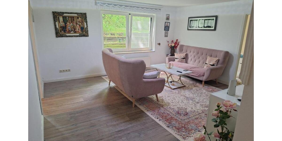 Etagenwohnung Reinbek - 3 Zimmer, 87 m&sup2;, 1.300&euro; | Angebot:26622542