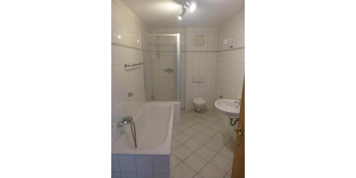 Etagenwohnung Sundern (Sauerland) - 3 Zimmer, 82 m&sup2;, 550&euro; | Angebot:26020536