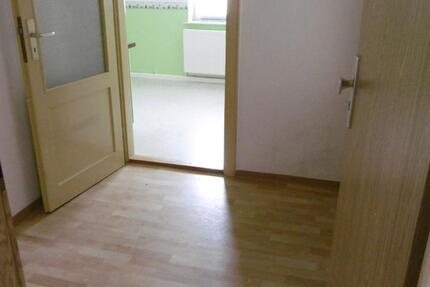 Wohnung Gröditz - 1 Zimmer, 36 m&sup2;, 190&euro; | Angebot:25438190