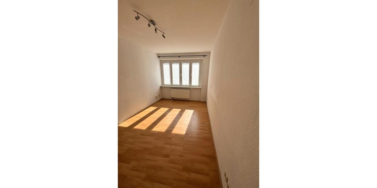 Erdgeschoßwohnung Magdeburg Brückfeld - 2 Zimmer, 48 m&sup2;, 380&euro; | Angebot:26270594