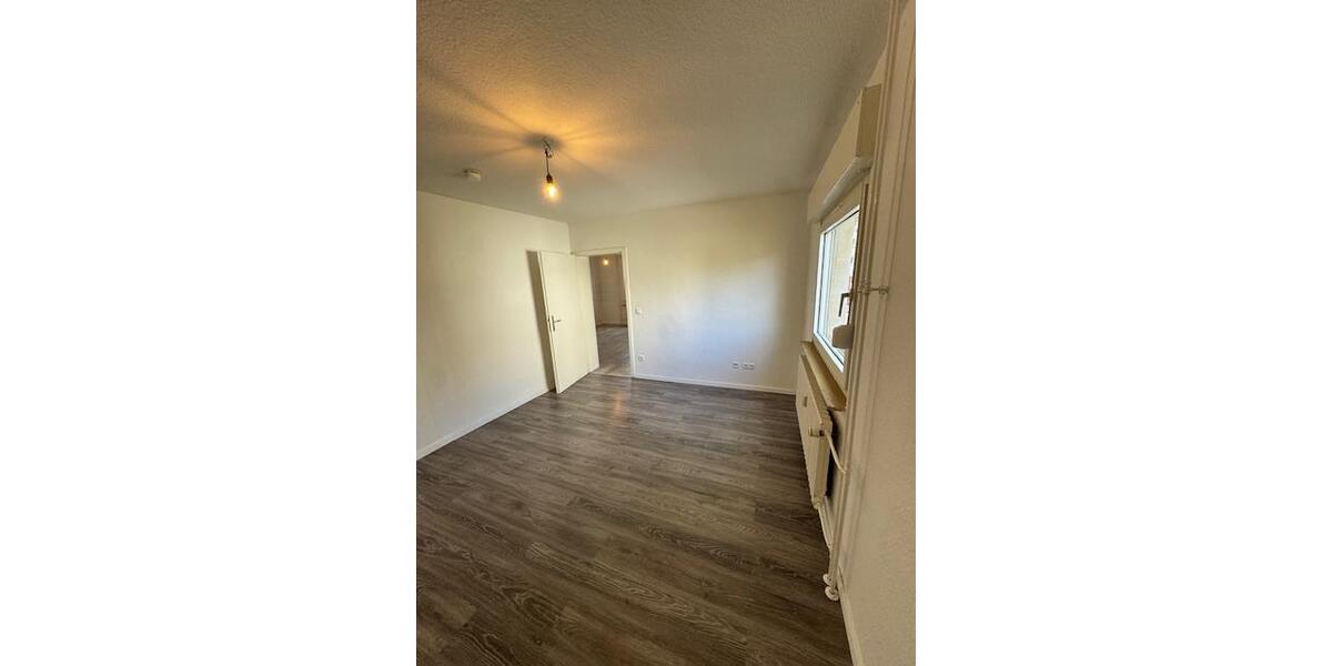 Erdgeschoßwohnung Duisburg Mittelmeiderich - 2 Zimmer, 46 m&sup2;, 359&euro; | Angebot:26049210