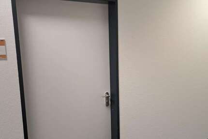 Büro in München 1.100 € 26 m² zimmer