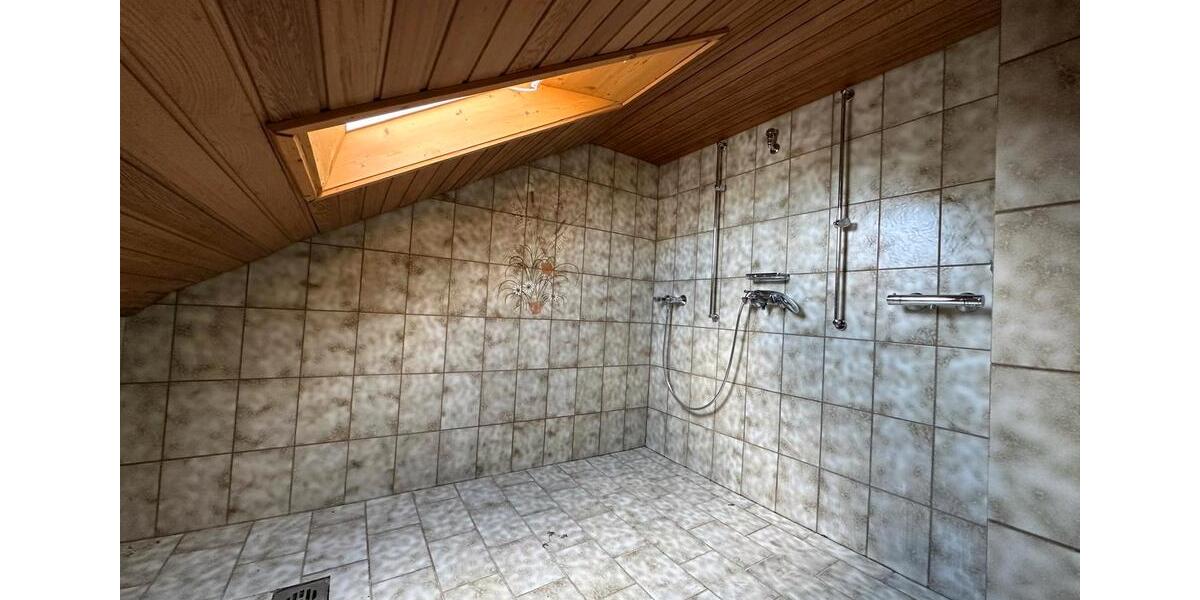 Dachgeschoßwohnung Salzgitter - 2 Zimmer, 80 m&sup2;, 550&euro; | Angebot:26490737