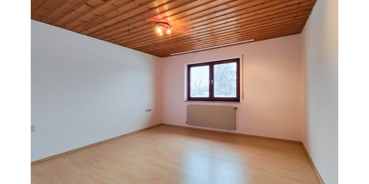 3 Zi-Wohnung in ruhiger Ortsrandlage von Oferdingen - 3- Reutlingen Oferdingen | Angebot:27027216