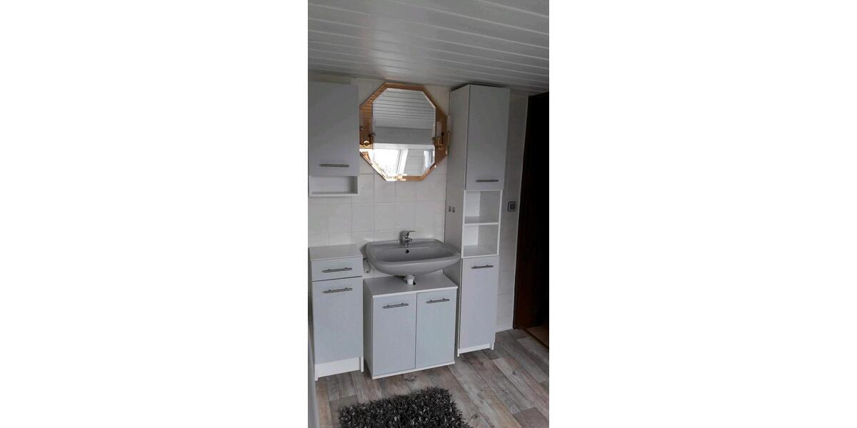 Dachgeschoßwohnung Oschersleben (Bode) - 2 Zimmer, 72 m&sup2;, 360&euro; | Angebot:26176144