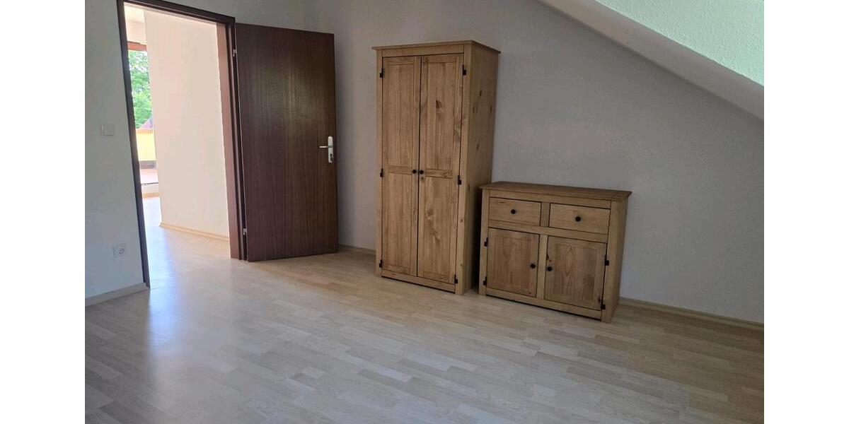 Wohnen auf Zeit Rosenheim Innenstadt - 3 Zimmer, 79 m&sup2;, 570&euro; | Angebot:26606941