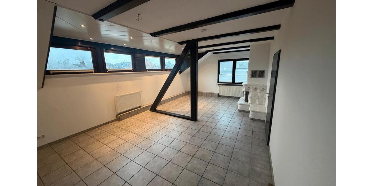 Etagenwohnung Duisburg - 3 Zimmer, 93 m&sup2;, 1.350&euro; | Angebot:26694676