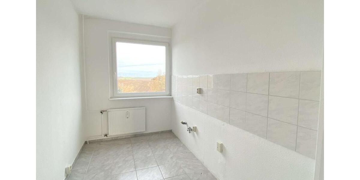 Etagenwohnung Rositz - 4 Zimmer, 70 m&sup2;, 352&euro; | Angebot:25427925