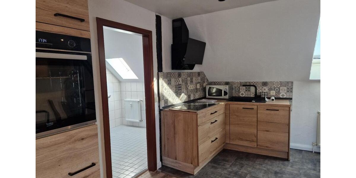 Dachgeschoßwohnung Edenkoben - 2.5 Zimmer, 56 m&sup2;, 690&euro; | Angebot:26561358