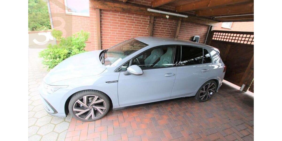 Etagenwohnung Wolfsburg Alt-Wolfsburg - 4 Zimmer, 120 m&sup2;, 990&euro; | Angebot:24783600