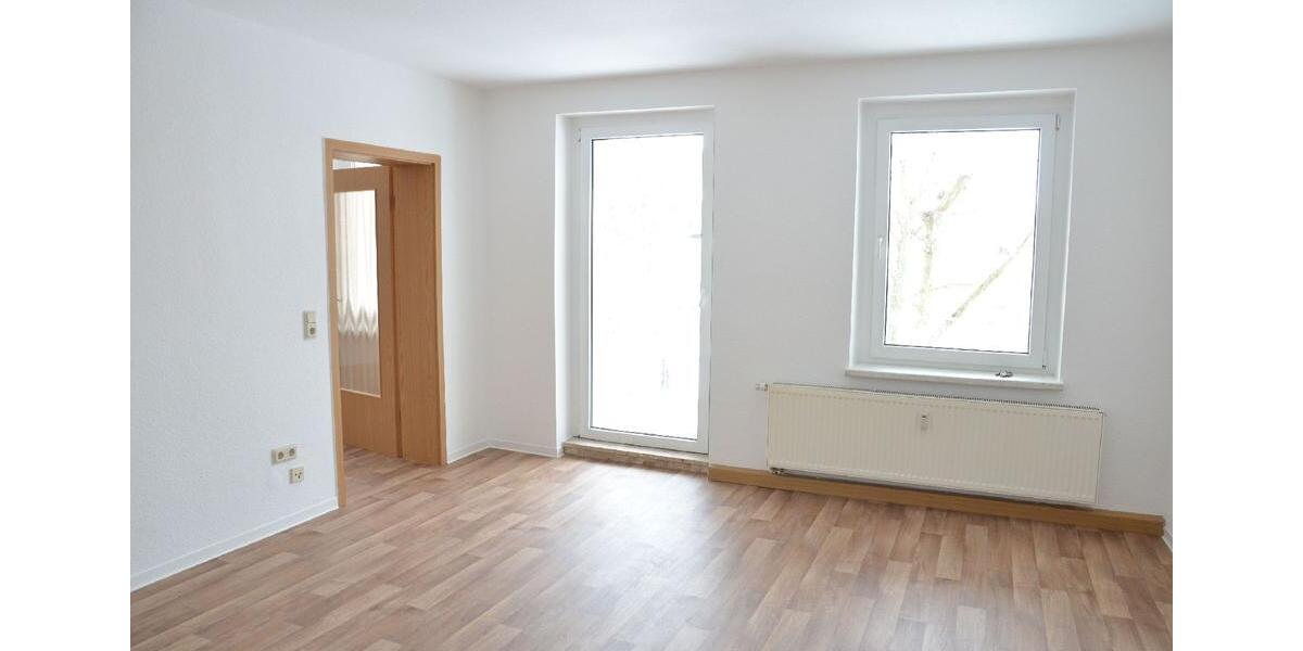 Etagenwohnung Sangerhausen - 3 Zimmer, 81 m&sup2;, 500&euro; | Angebot:26635035