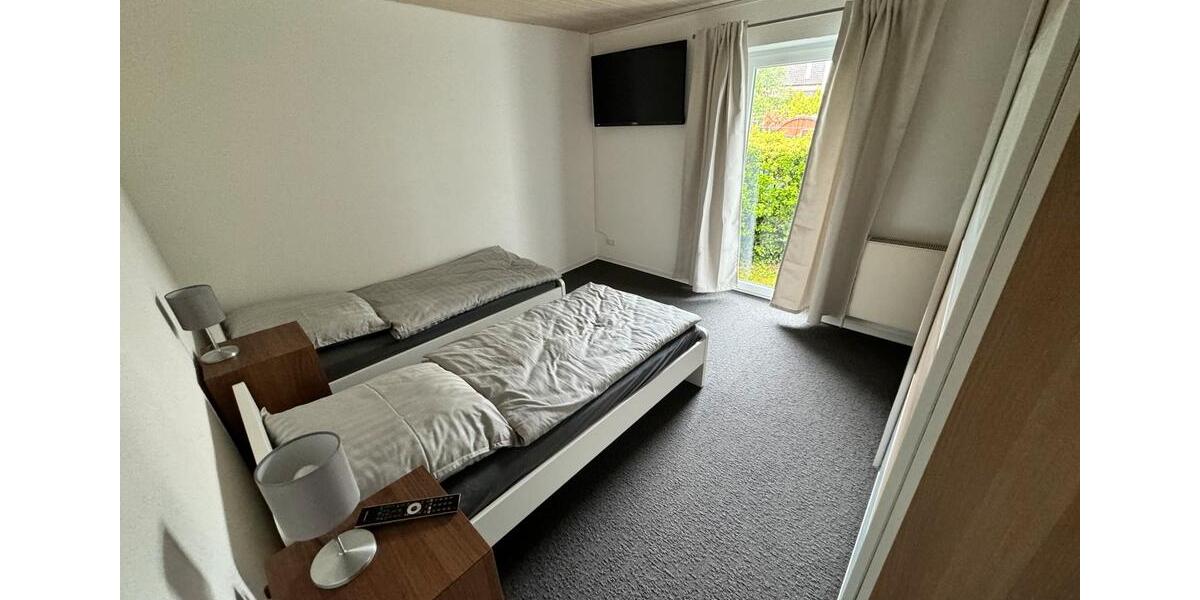 Wohnen auf Zeit Oedheim - 8 Zimmer, 150 m&sup2;, 4.900&euro; | Angebot:19806079