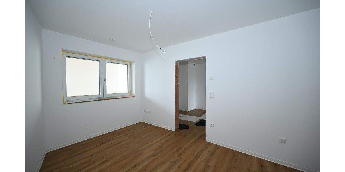 Etagenwohnung Seubersdorf - 4 Zimmer, 123 m&sup2;, 1.190&euro; | Angebot:25683111
