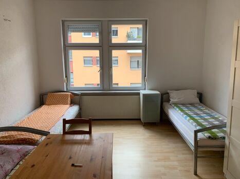 Wohnen auf Zeit Heddesheim - 4 Zimmer, 100 m&sup2;, 25&euro; | Angebot:26626645