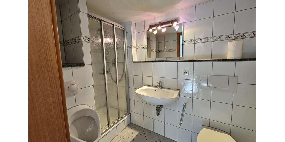 Gewerbeobjekt Mühlacker - 1.100&euro; | Angebot:24744253