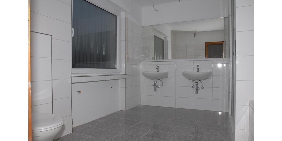 Etagenwohnung Bad Iburg - 5 Zimmer, 150 m&sup2;, 1.452&euro; | Angebot:25641831