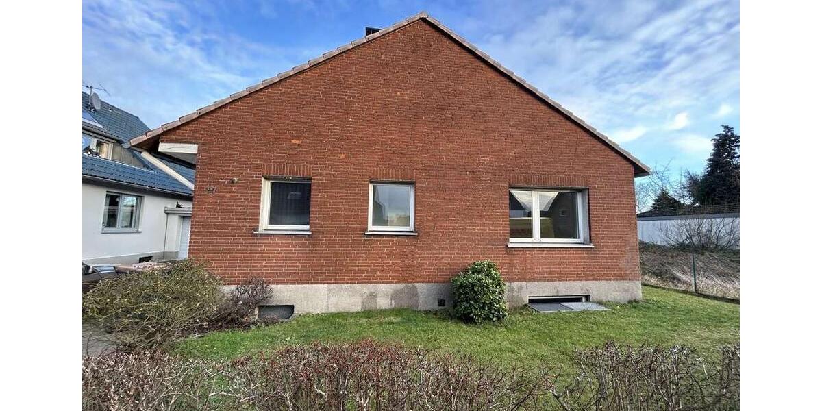 Erdgeschoßwohnung Niederkassel - 2 Zimmer, 100 m&sup2;, 1.600&euro; | Angebot:26120924