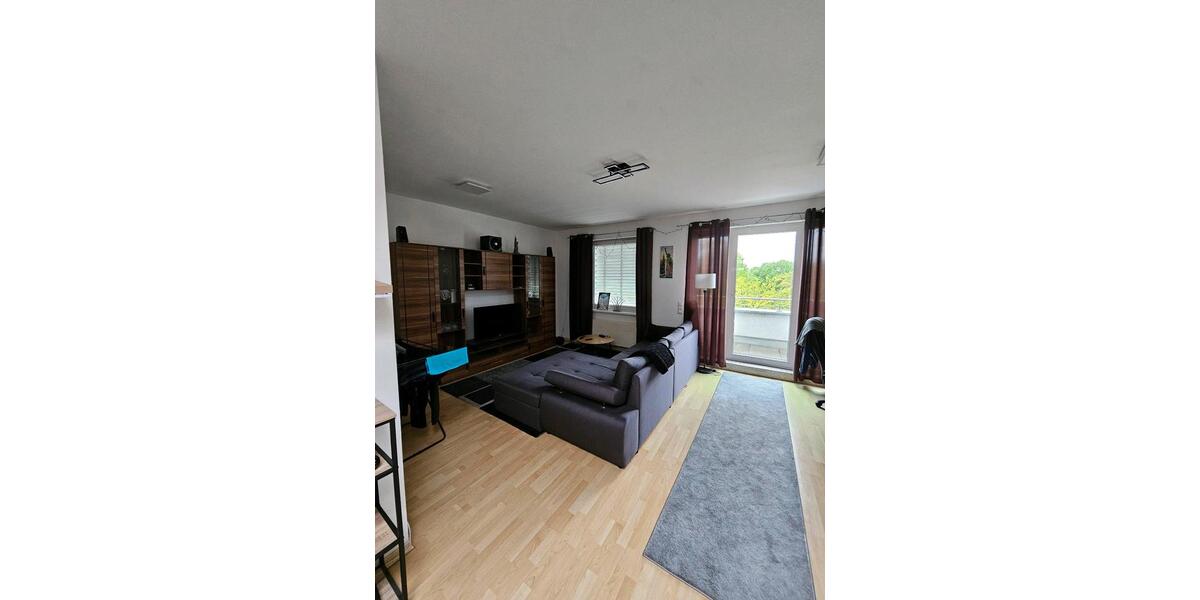 Dachgeschoßwohnung Wolfsburg - 2.5 Zimmer, 64 m&sup2;, 810&euro; | Angebot:26552090