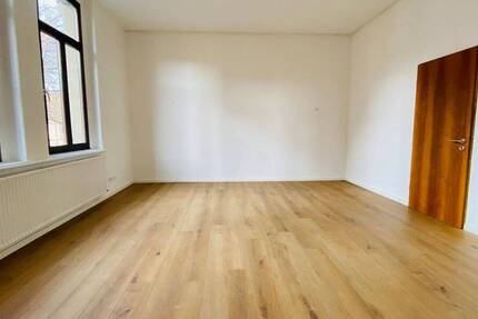 Gewerbeobjekt Coburg - 5 Zimmer, 139 m&sup2;, 1.400&euro; | Angebot:26017648
