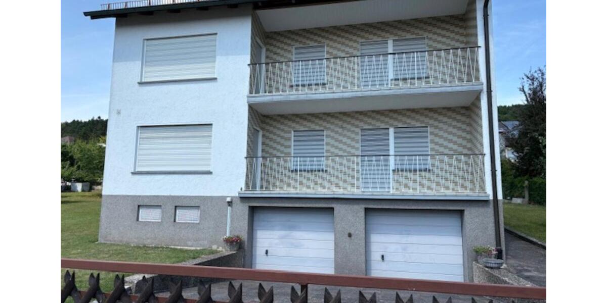 Erdgeschoßwohnung Schwandorf - 4 Zimmer, 70 m&sup2;, 630&euro; | Angebot:25715412