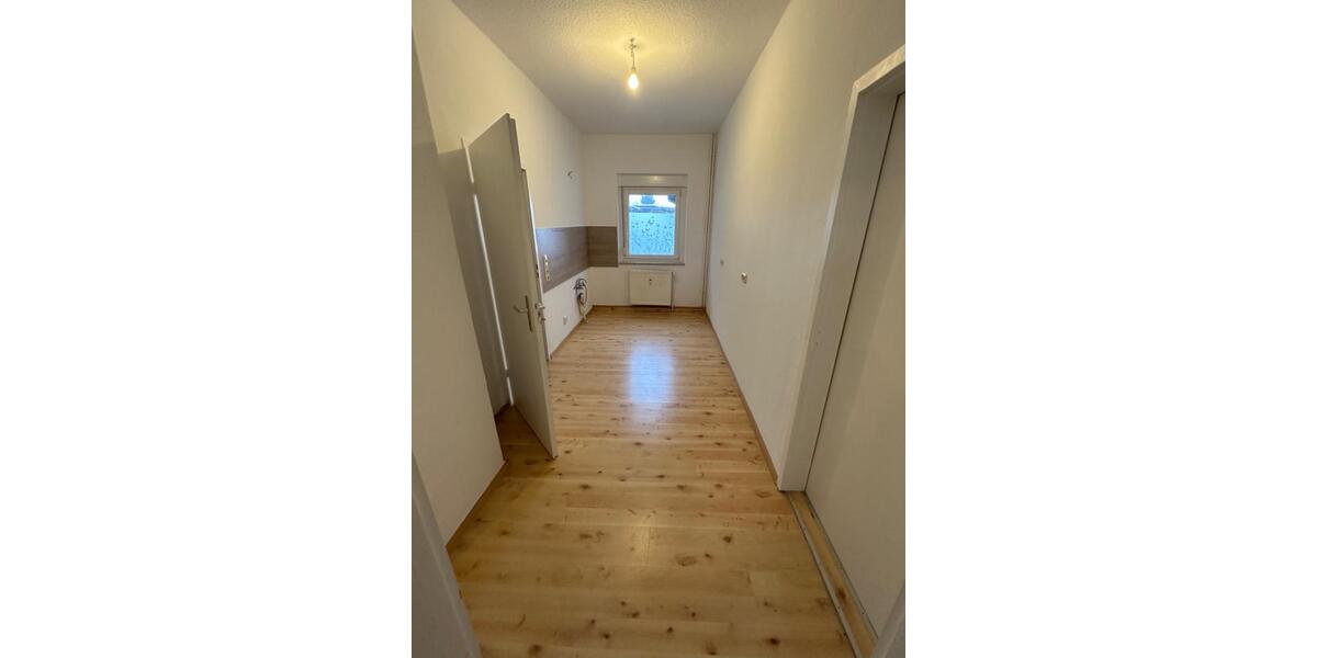 Erdgeschoßwohnung Schönebeck (Elbe) - 1.5 Zimmer, 36 m&sup2;, 306&euro; | Angebot:24677913