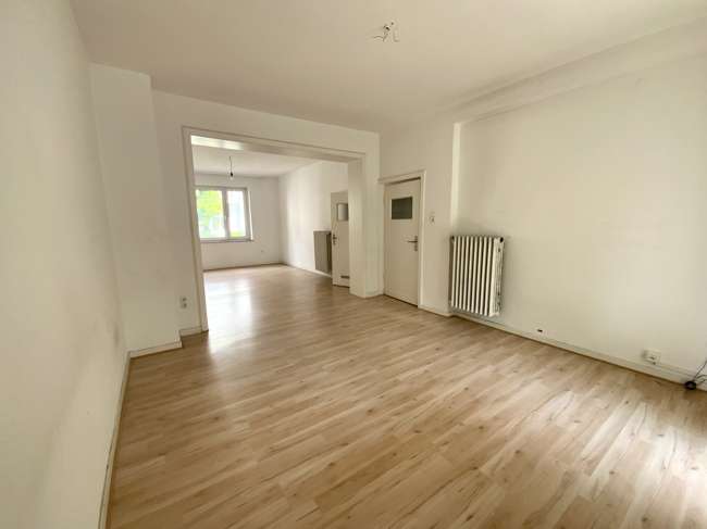 Etagenwohnung Gelsenkirchen - 3 Zimmer, 110 m&sup2;, 660&euro; | Angebot:26673644