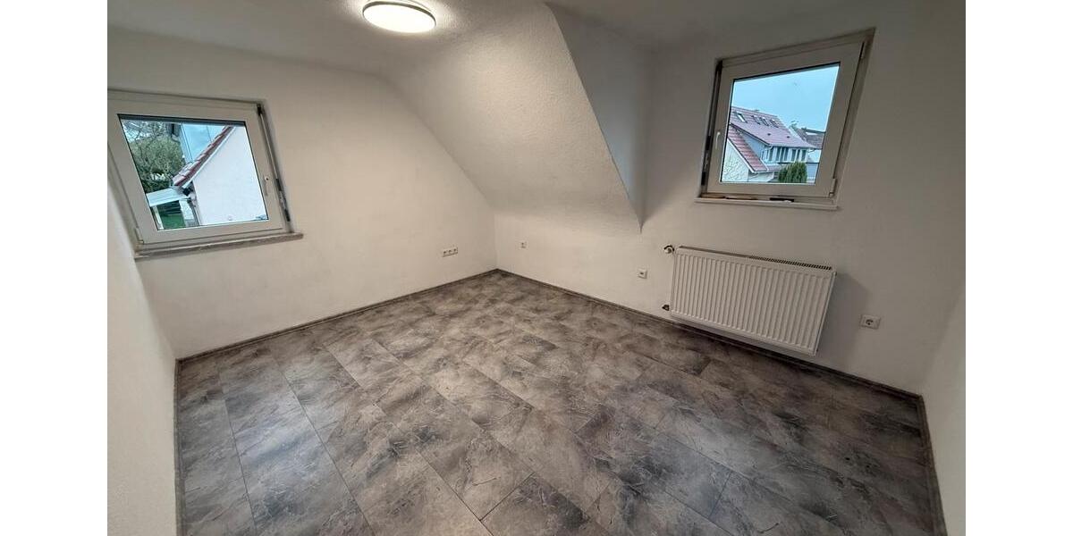 Etagenwohnung Vaihingen an der Enz - 3 Zimmer, 60 m&sup2;, 1.200&euro; | Angebot:26186658
