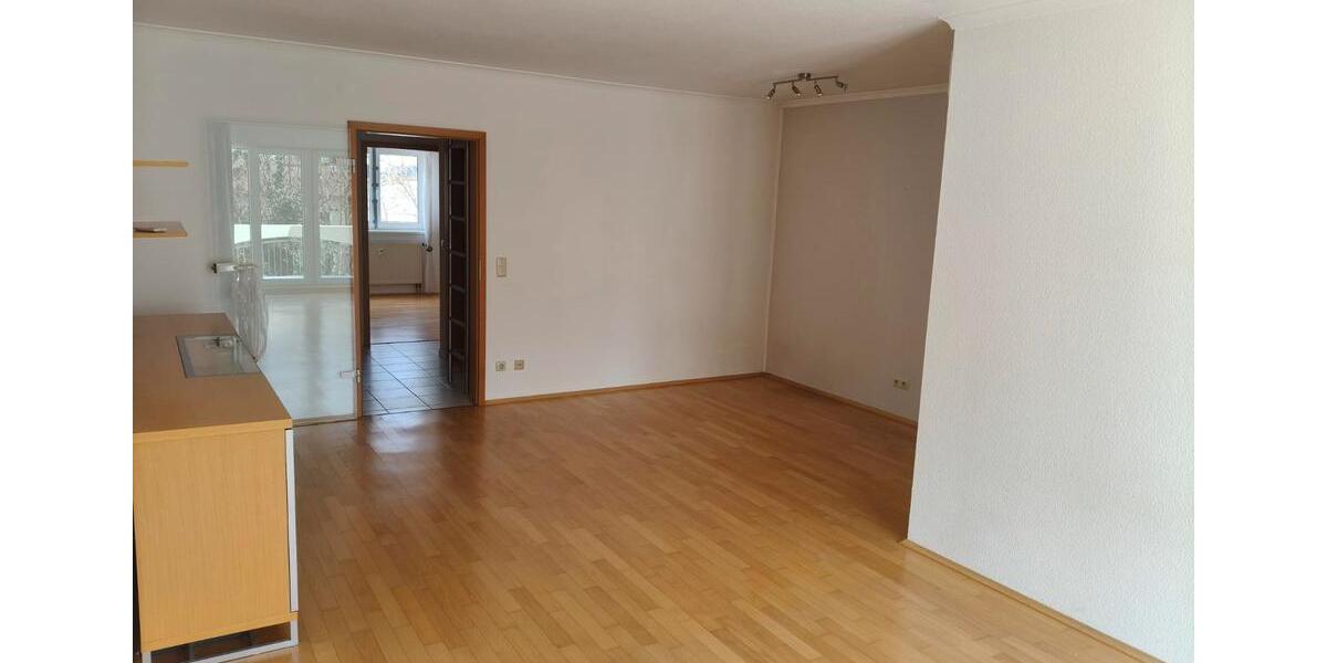 Etagenwohnung Bad Kreuznach - 2 Zimmer, 65 m&sup2;, 780&euro; | Angebot:26396970