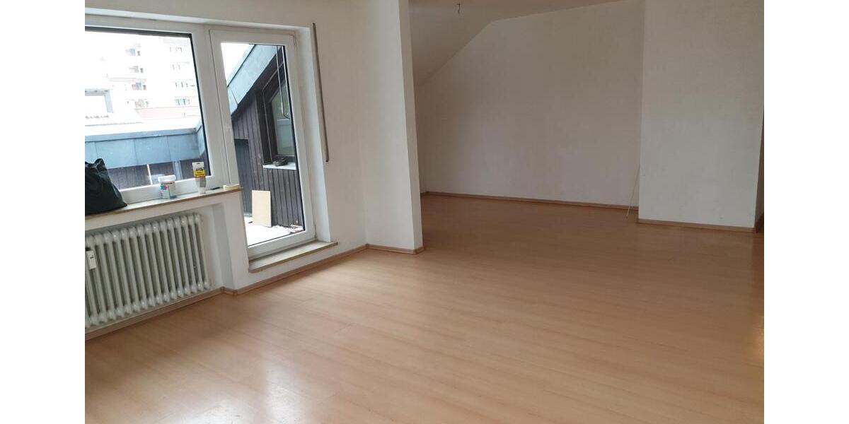Dachgeschoßwohnung Senden - 4 Zimmer, 83 m&sup2;, 990&euro; | Angebot:24346804