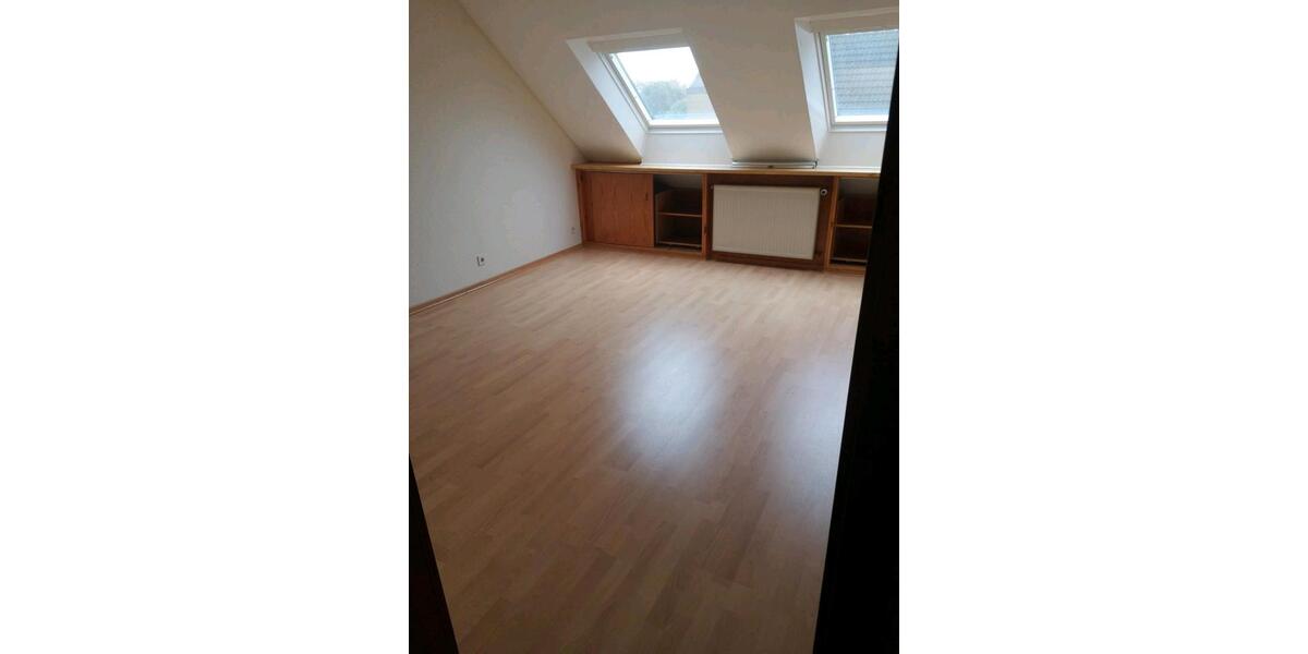 Dachgeschoßwohnung Gütersloh Avenwedde - 2 Zimmer, 60 m&sup2;, 680&euro; | Angebot:25990101