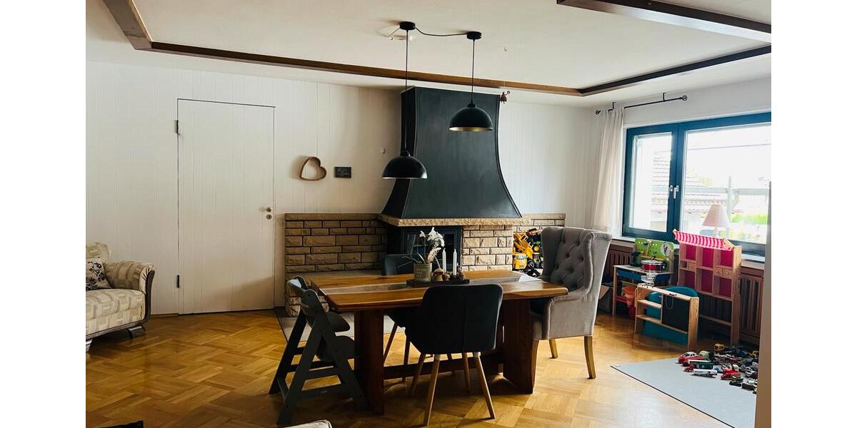 Einfamilienhaus Burghaun - 7 Zimmer, 160 m&sup2;, 1.500&euro; | Angebot:26280718