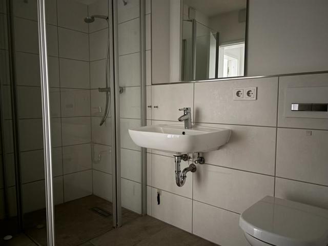 Etagenwohnung Rostock Hohe Düne - 2 Zimmer, 88 m&sup2;, 1.140&euro; | Angebot:25156055