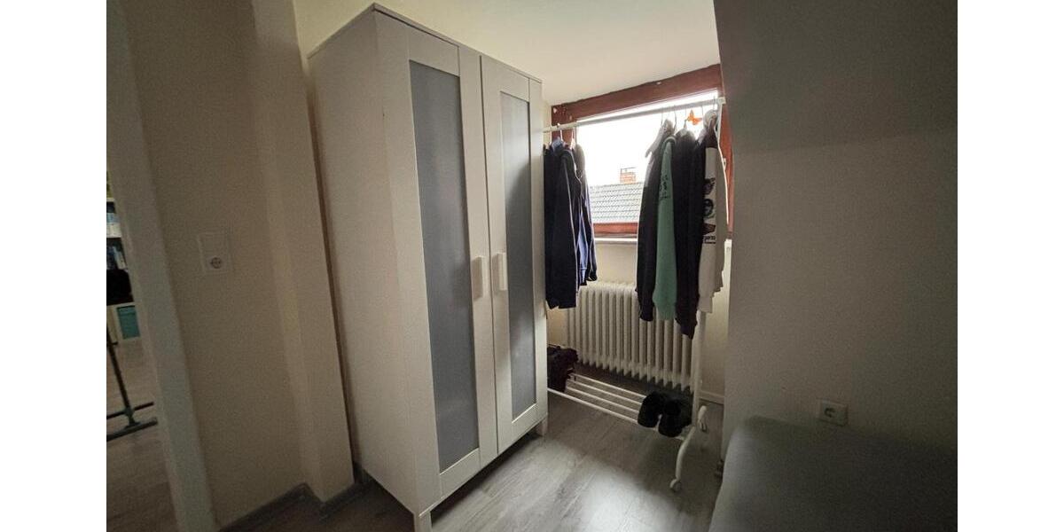 Dachgeschoßwohnung Nordenham - 2.5 Zimmer, 55 m&sup2;, 399&euro; | Angebot:24996722