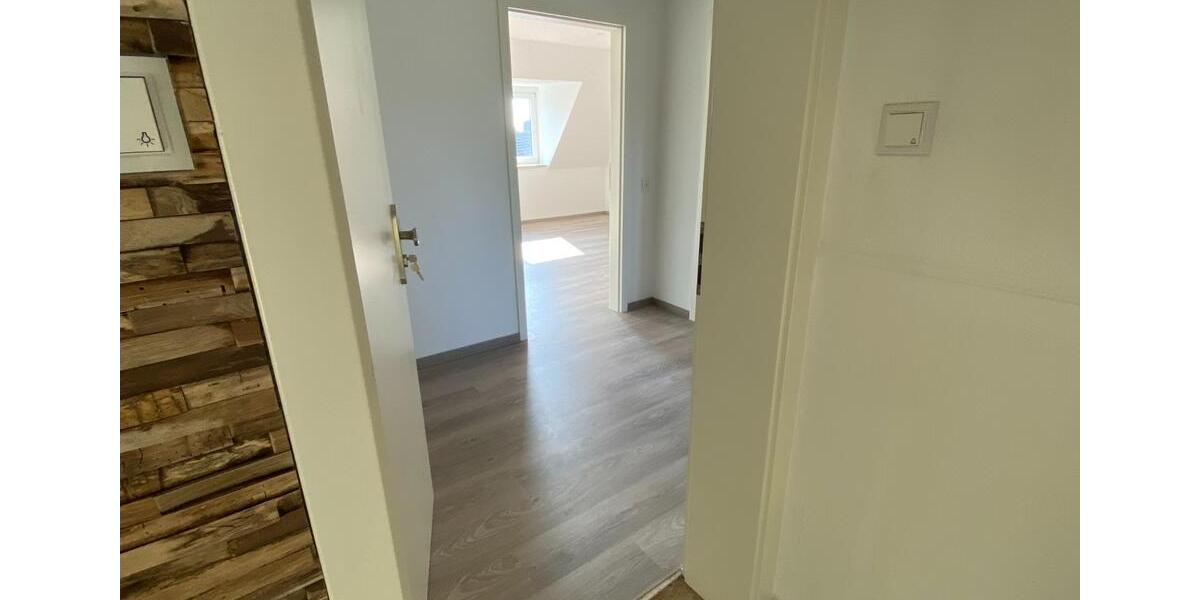Etagenwohnung Radevormwald - 2 Zimmer, 40 m&sup2;, 420&euro; | Angebot:24755011